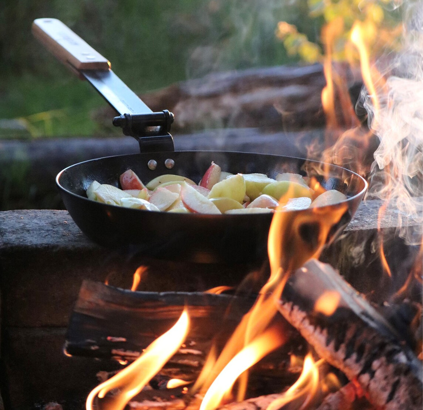 Hiiliteräs retkipannu, kokoontaitettava hiiliteräs 42 cm